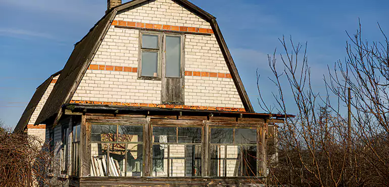 Types of Houses We Buy Without Repairs in Fullerton, CA